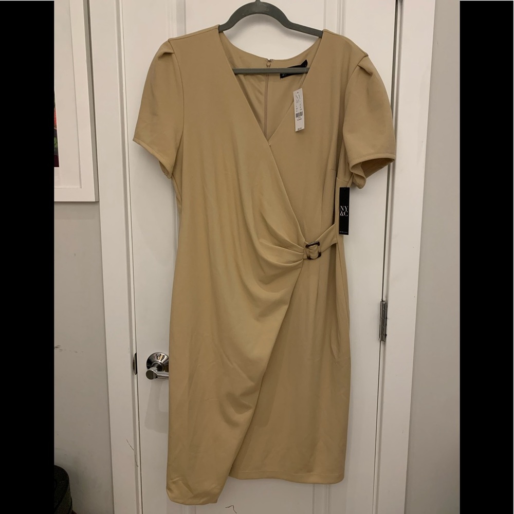 NWT Perfect for work and happy hour dress